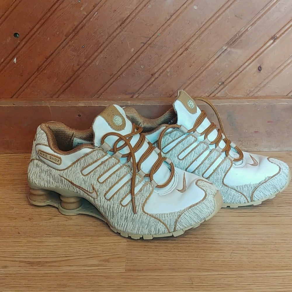 Custom Nike Shox sz 7